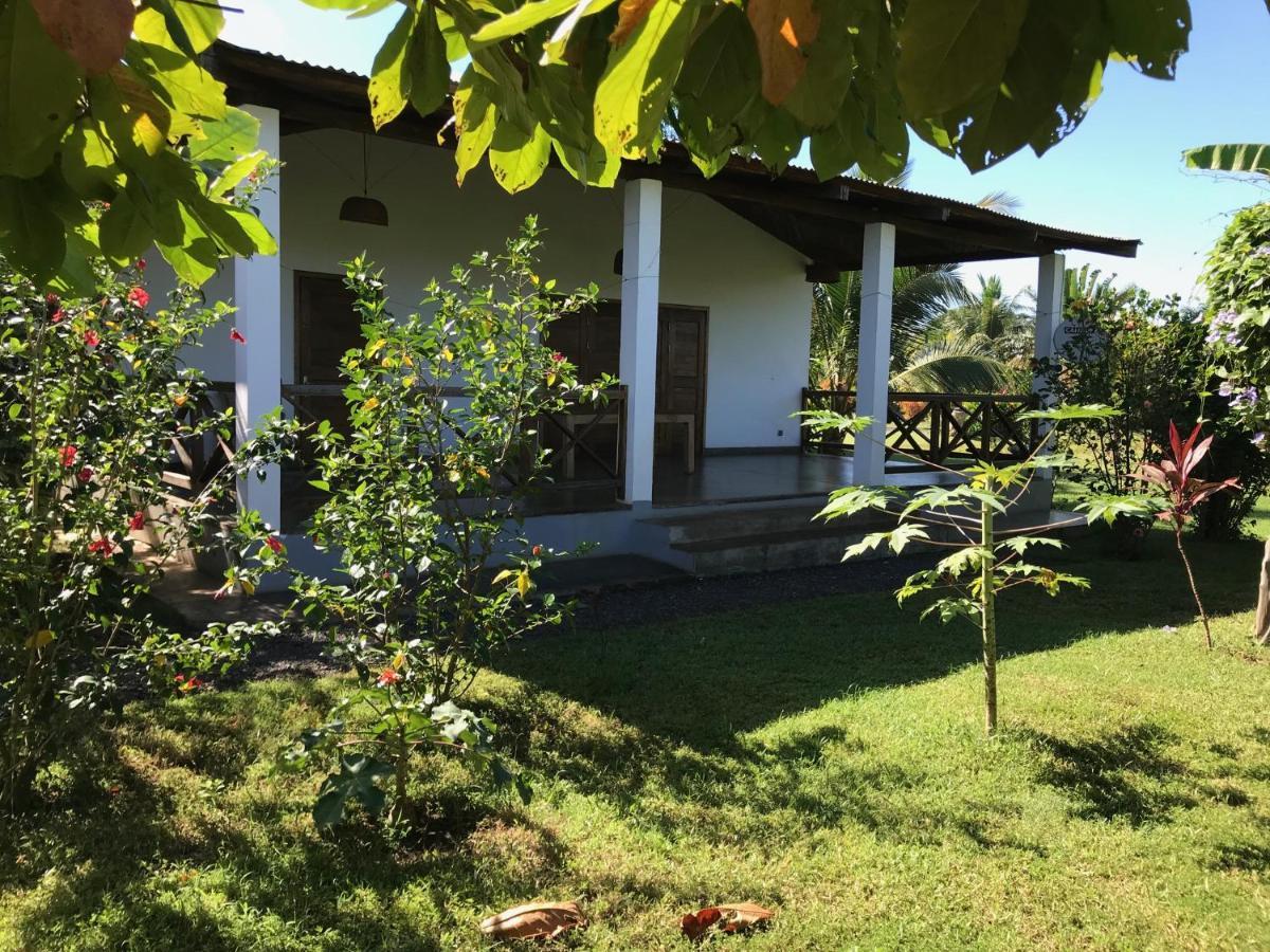 Les Hibiscus Villa Ambondrona  Bagian luar foto