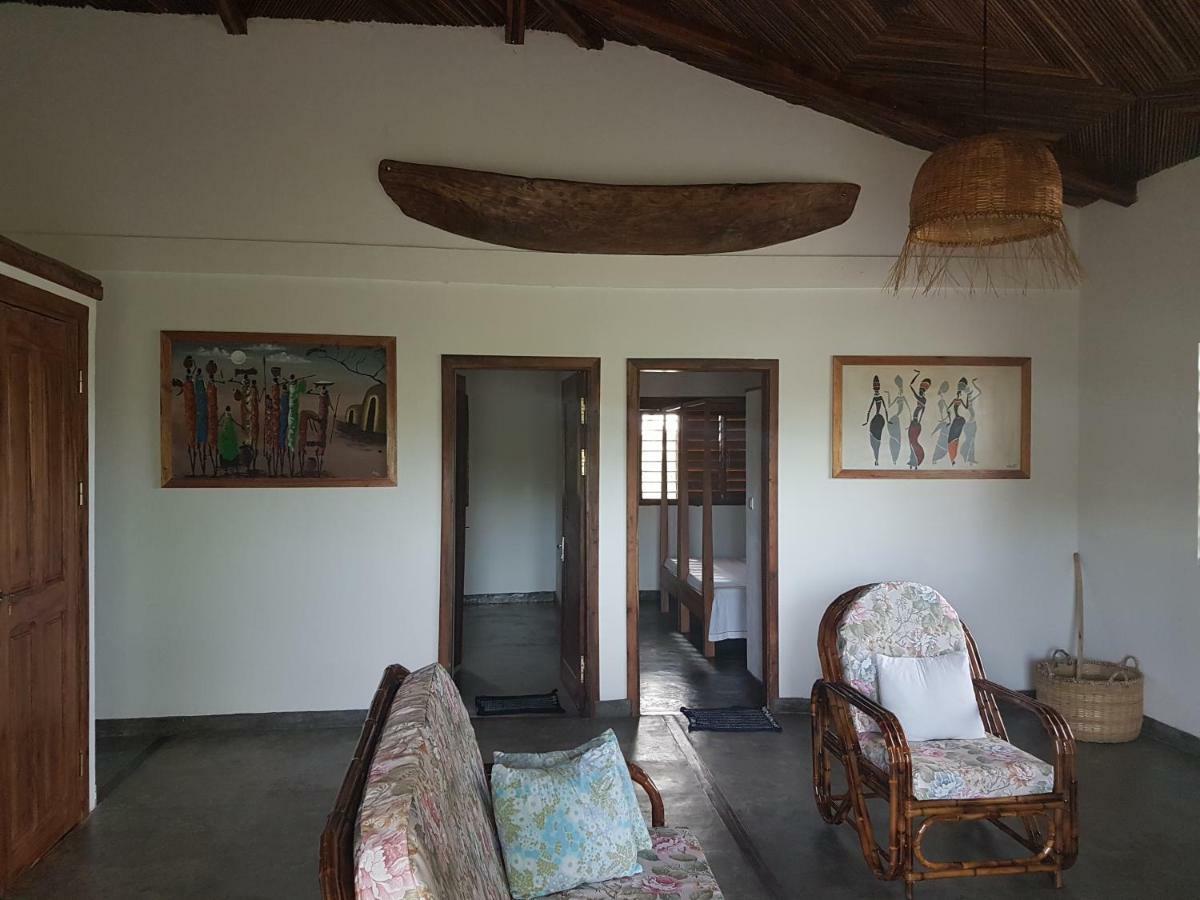 Les Hibiscus Villa Ambondrona  Bagian luar foto