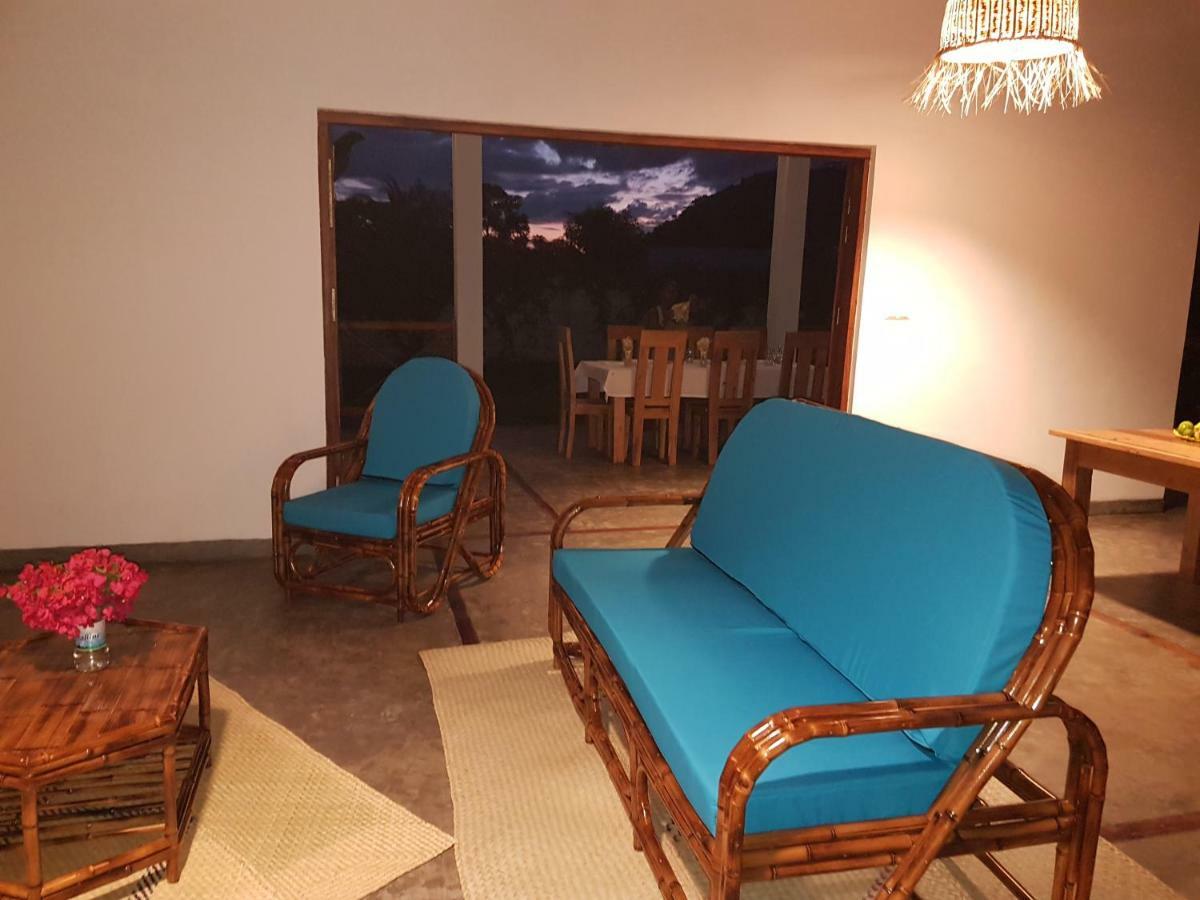 Les Hibiscus Villa Ambondrona  Bagian luar foto