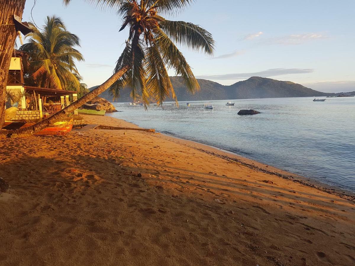 Les Hibiscus Villa Ambondrona  Bagian luar foto